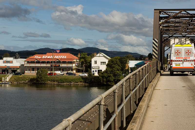 Crossing the Nambucca River at Macksville